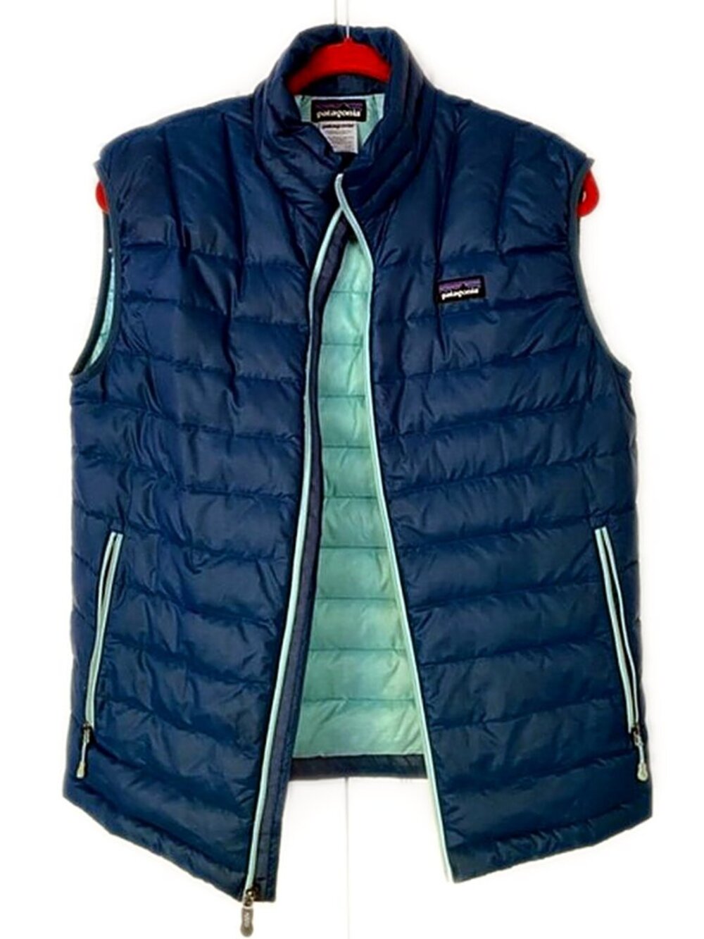 Patagonia Men’s Vest Down Sweater Vest Down Puffer Winter Vest Blue size Small